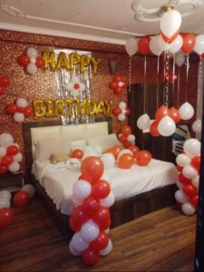 bedroom decoration with balloons